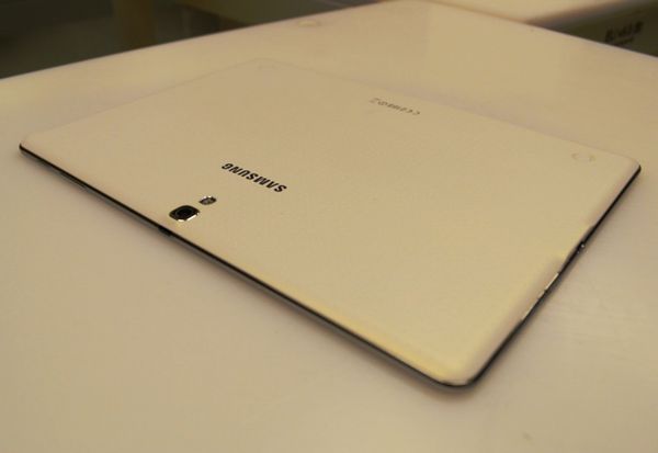 Samsung GALAXY Tab S 10.5 auf neuen Fotos geleakt