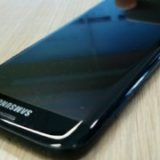 Samsung Galaxy S7 edge Glossy-Black Android Smartphone