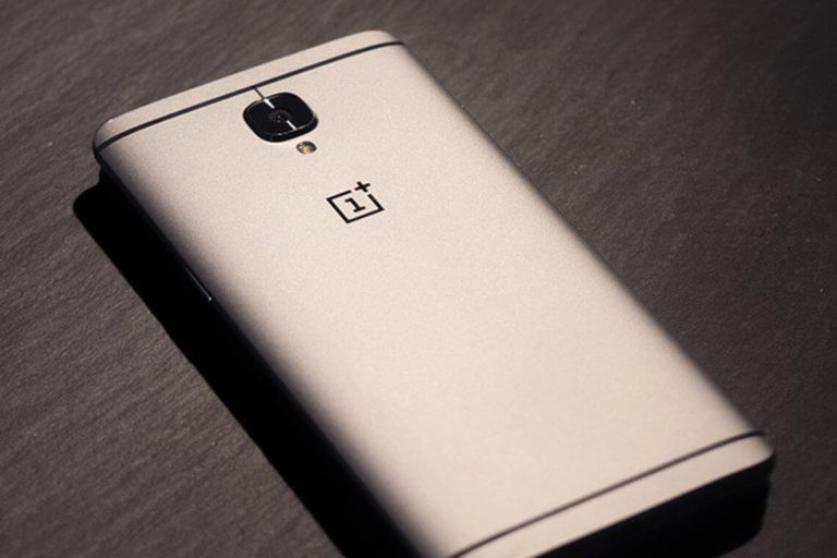 OnePlus 5 Android Smartphone
