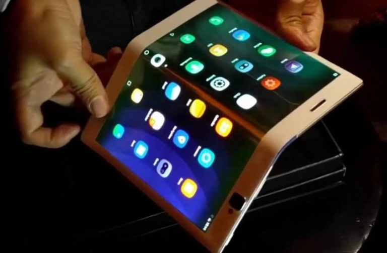 Lenovo Folio: Erstes faltbares Tablet vorgestellt [Video]