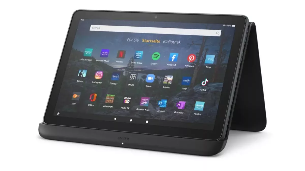 Amazon Fire HD 10 Plus und kabelloses Anker-Ladedock Amazon Fire HD 10 Plus und kabelloses Anker-Ladedock