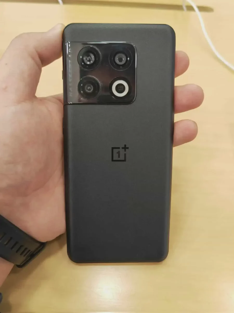 OnePlus 10 Pro Real-Life Image