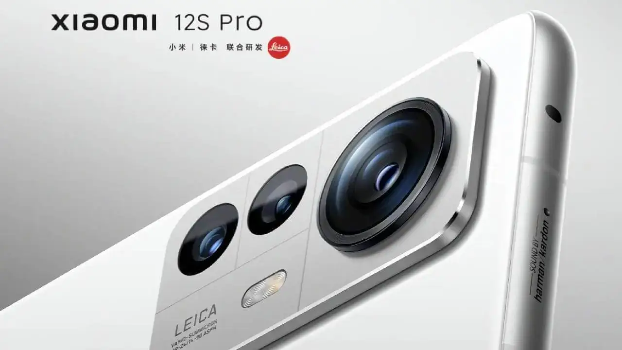 Xiaomi 12S Pro: Offizielles Pressebild zeigt das Leica-Branding