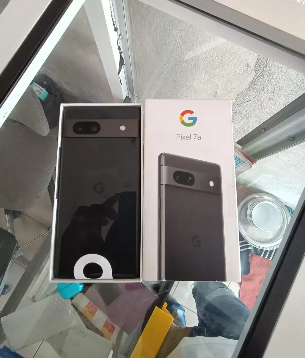 Google Pixel 7a Unboxing