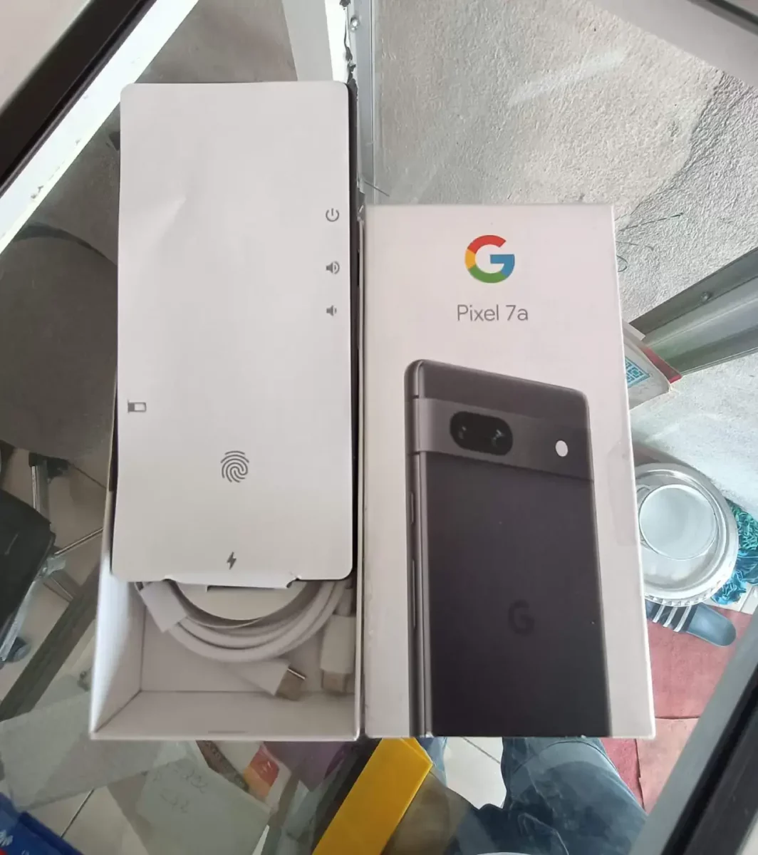Google Pixel 7a Unboxing