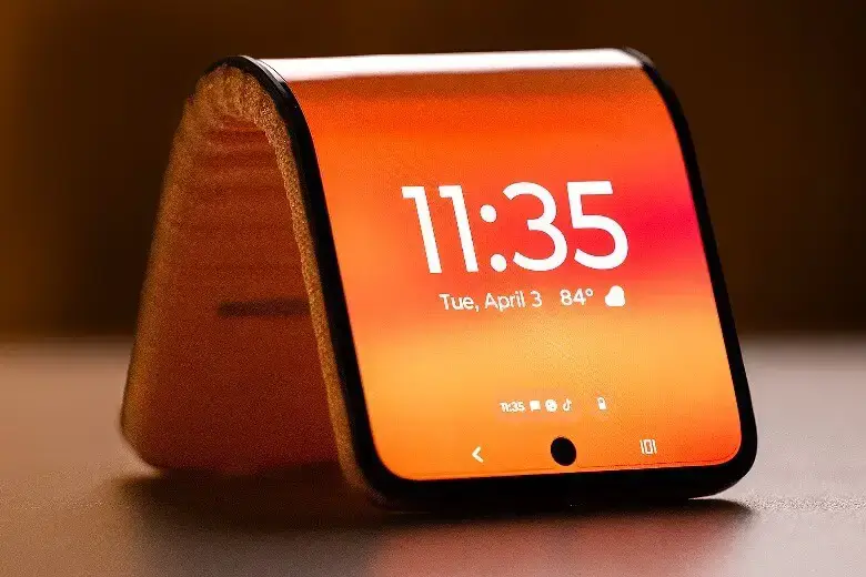 Motorola Adaptive Display Concept