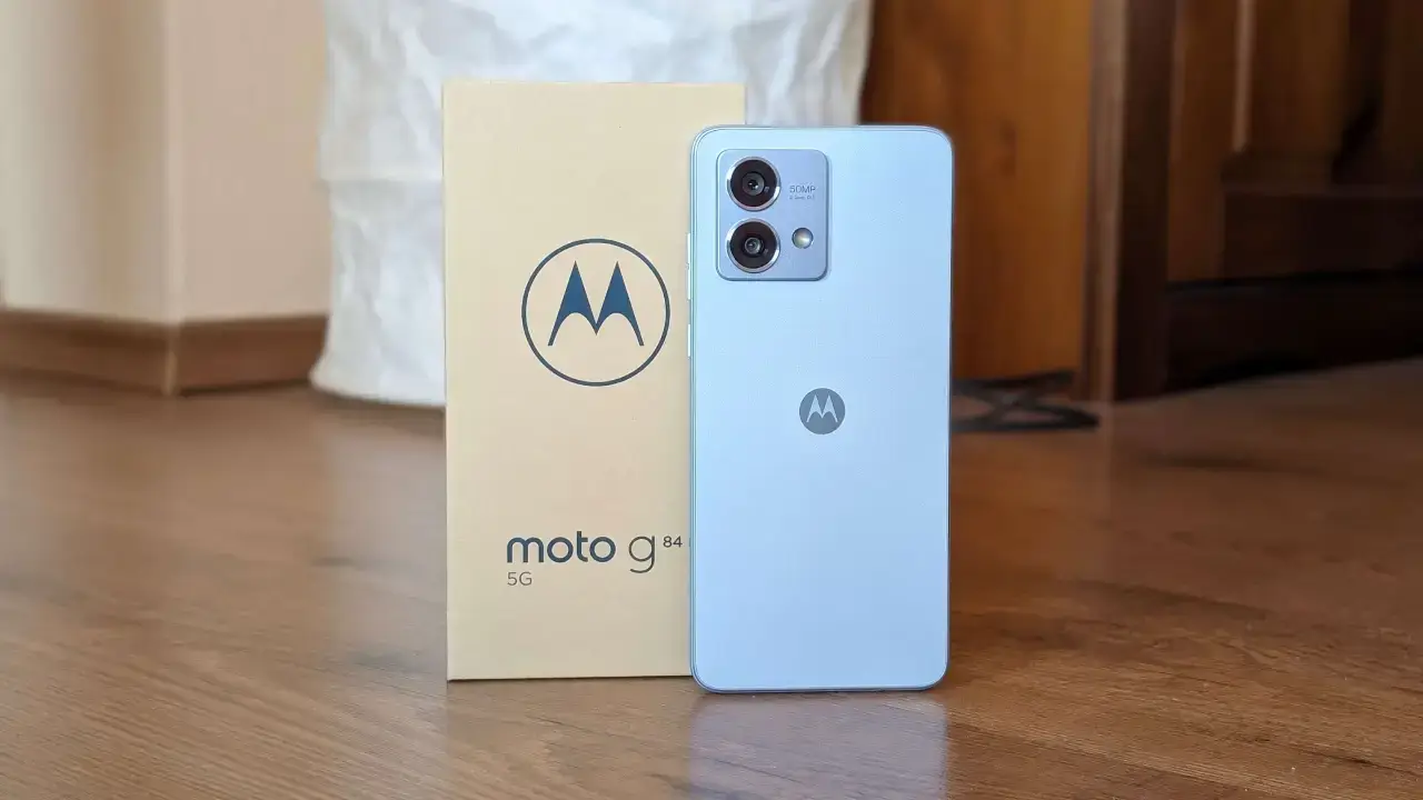 Motorola Moto G84 5G Header
