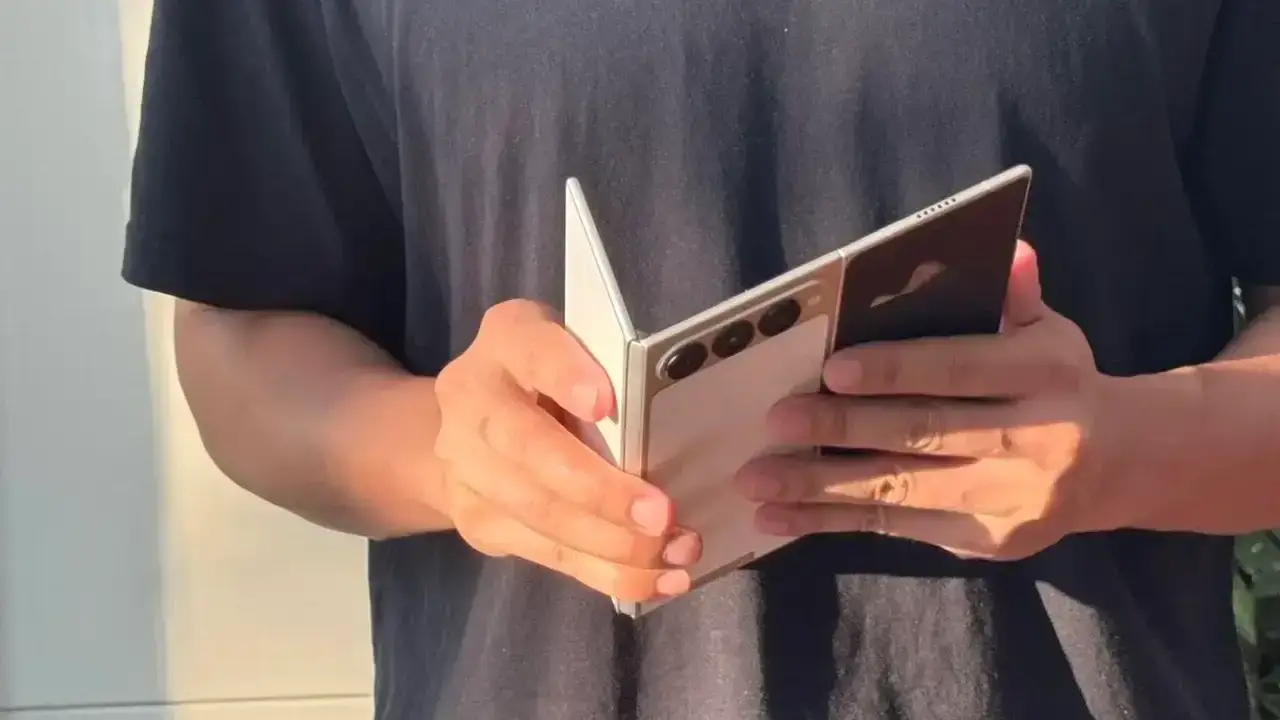 Tecno Phantom Ultimate G Fold Concept Header