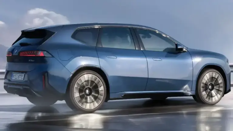 BMW iX3