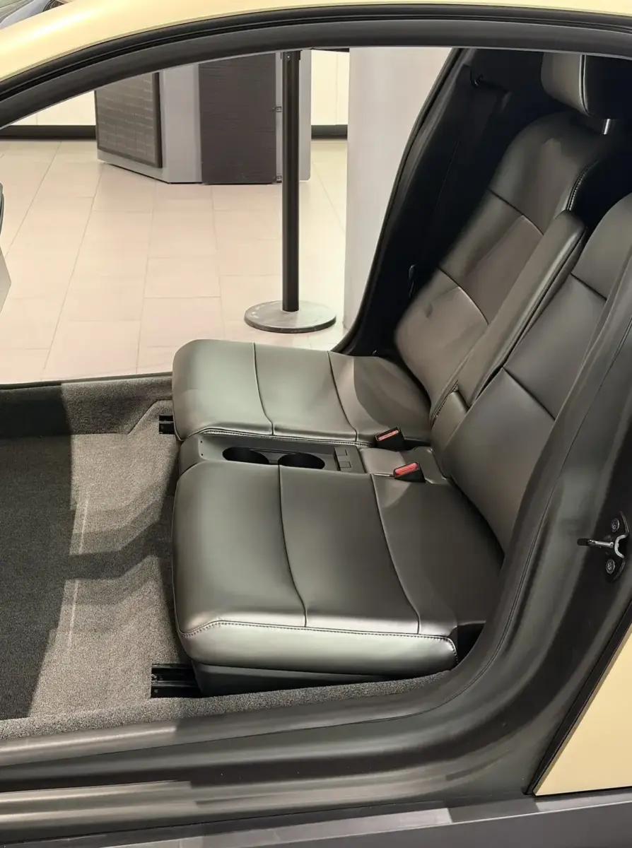 Tesla Cybercab new Design