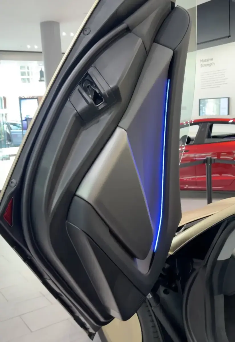 Tesla Cybercab new Design