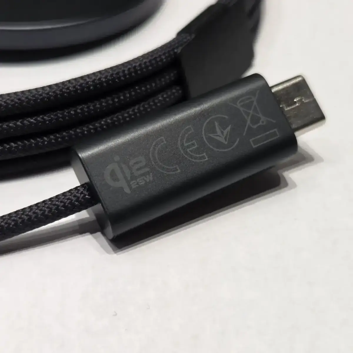 Samsung Magnetic Wireless Charger 25 Watts Samsung Magnetic Wireless Charger 25 Watts