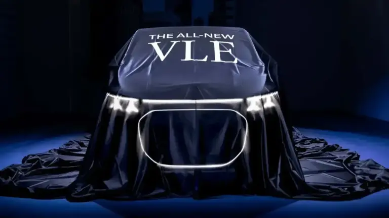 Mercedes VLE Teaser