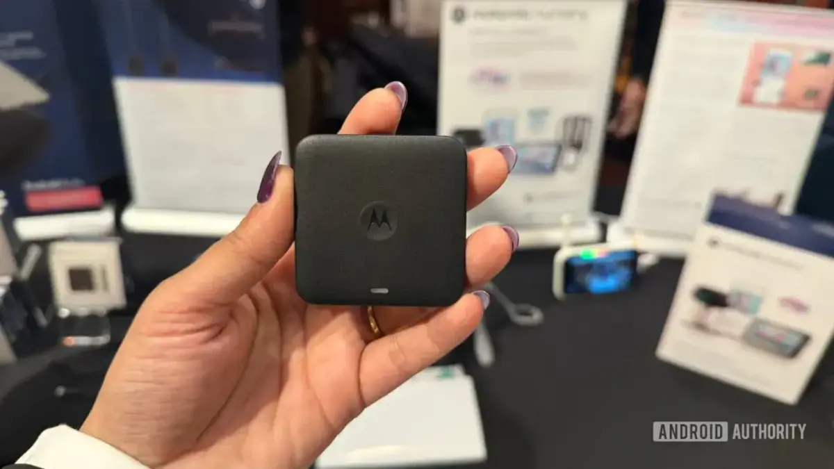 Motorola MA2 Android Auto Adapter Motorola MA2 Android Auto Adapter