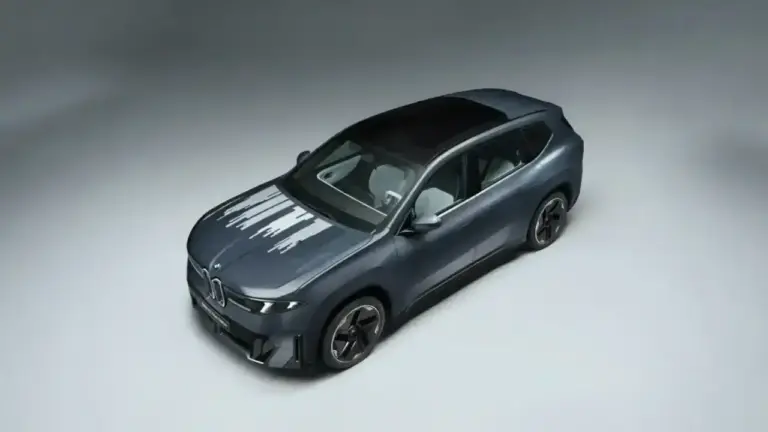 BMW iX3 E-Ink Motorhaube