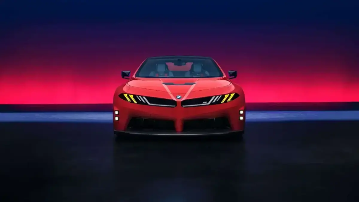 Frontansicht des roten BMW M Concept Neue Klasse Frontansicht des roten BMW M Concept Neue Klasse