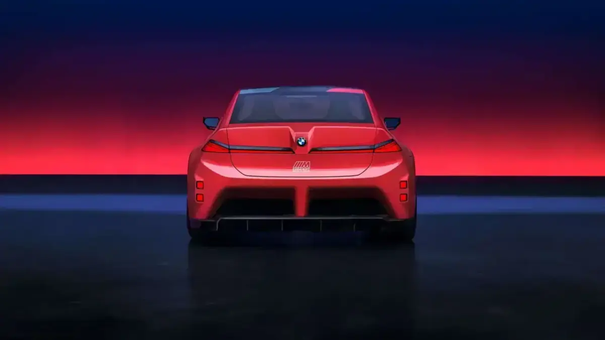 Rückansicht des roten BMW M Concept Neue Klasse Rückansicht des roten BMW M Concept Neue Klasse