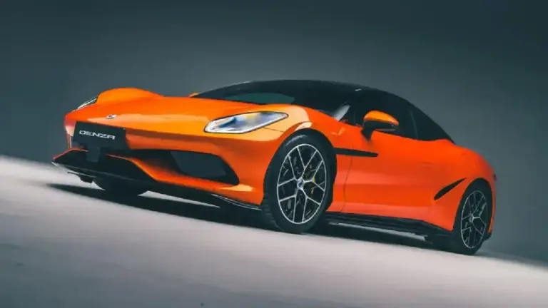Frontansicht des BYD Denza Z in der Farbe Orange