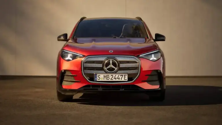 Frontansicht des Mercedes GLA