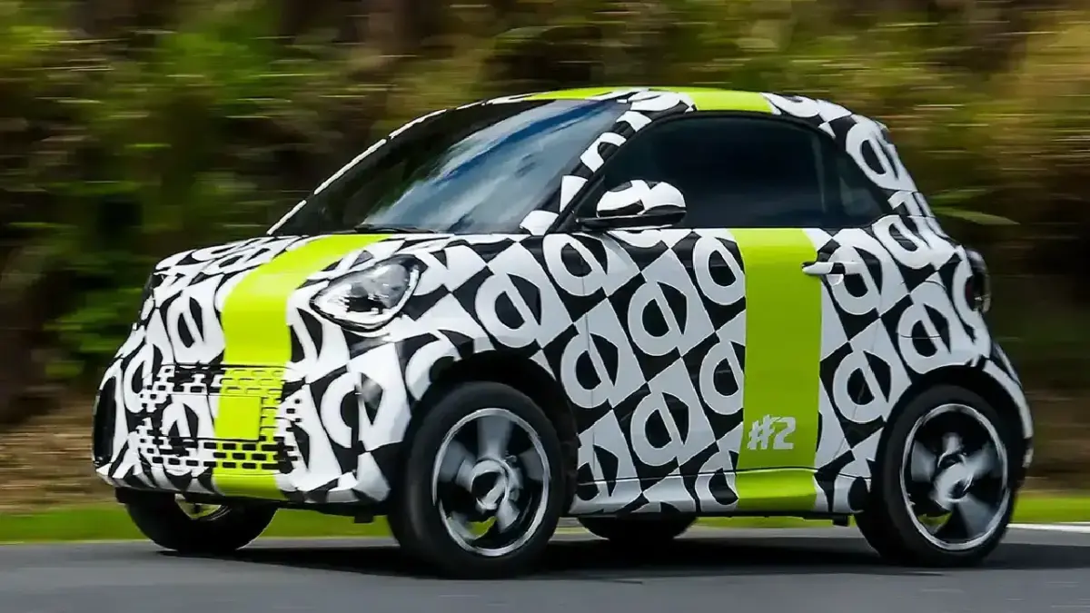 Smart #2 getarnt auf Testfahrt Smart #2 getarnt auf Testfahrt