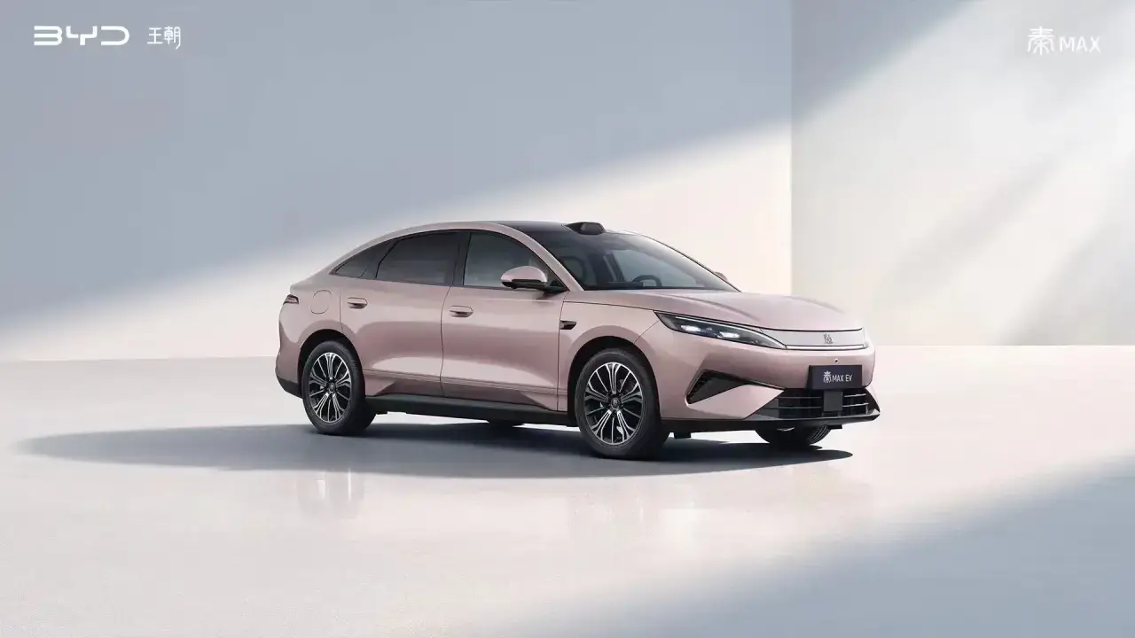 Seitenansicht des BYD Qin Max EV