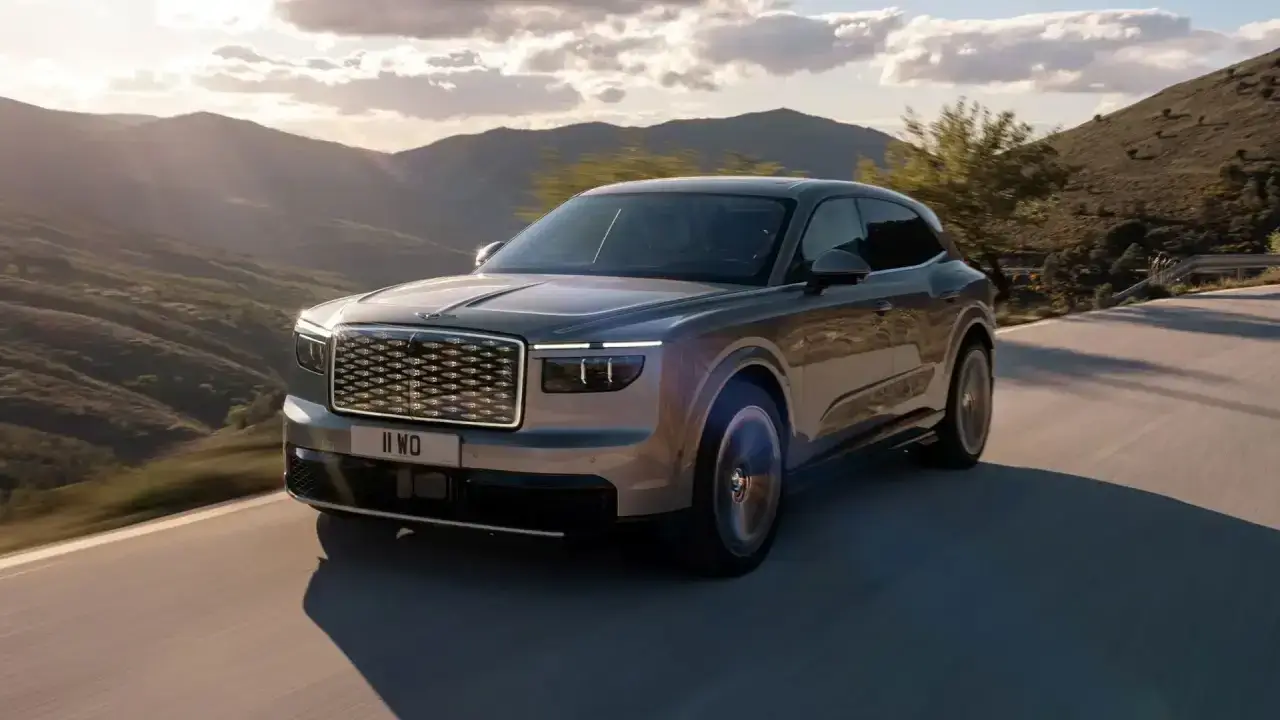 schräge Frontansicht des Bentley Torcal