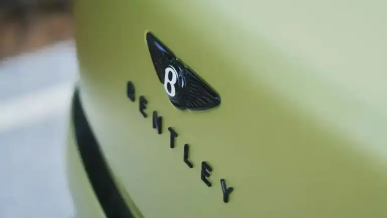 Bentley Torcal Elektro SUV mit 400-KW-Laden