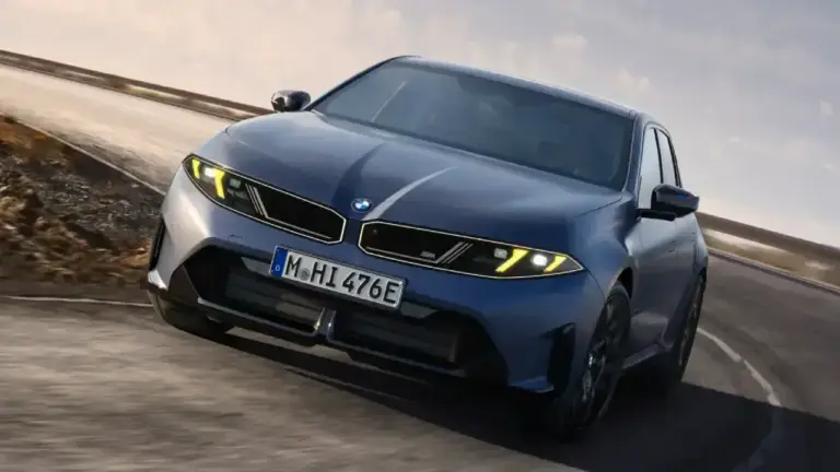 dynamische Frontansicht des BMW i3 M60 xDrive